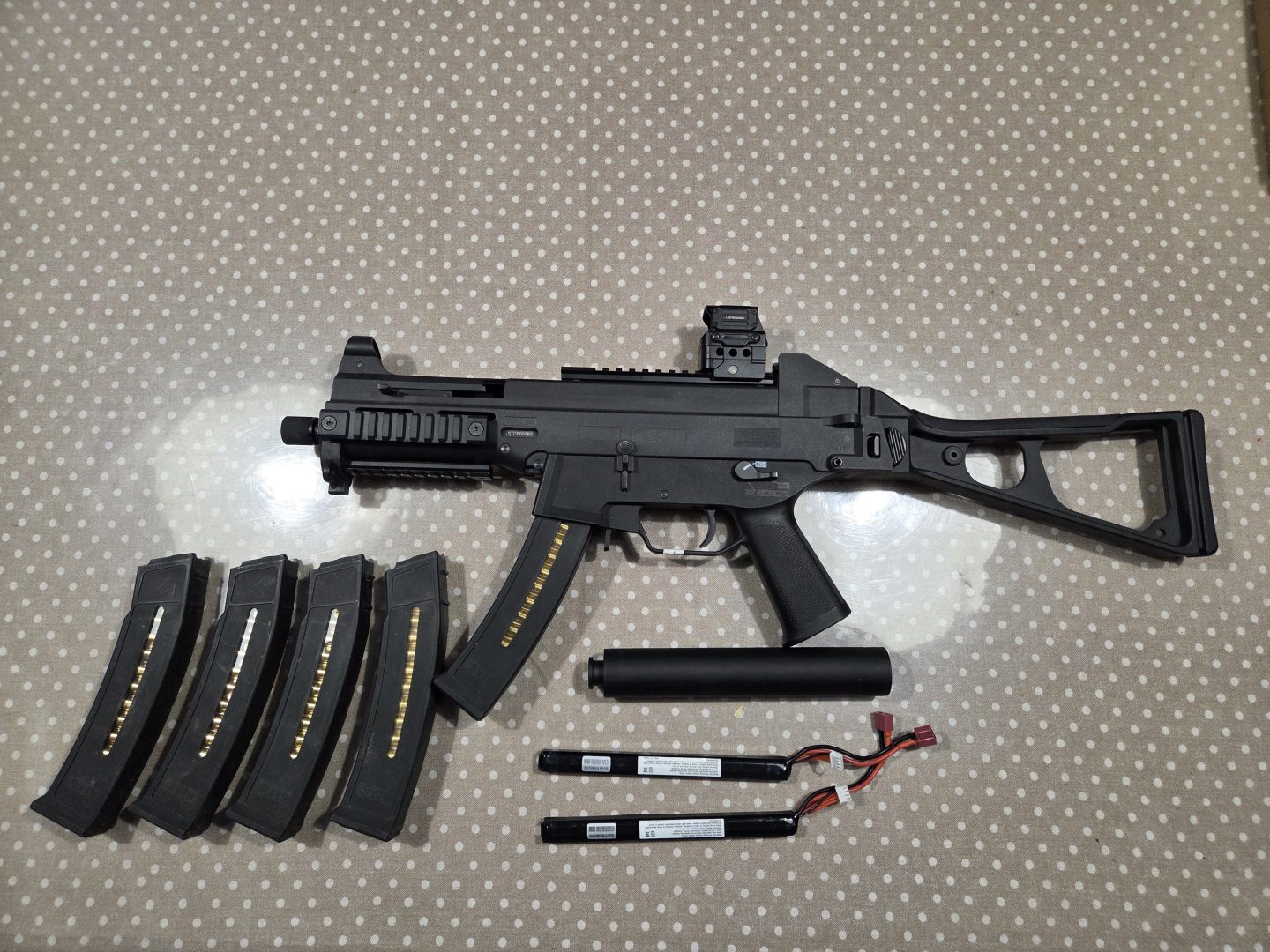 UMP 9 Aeg