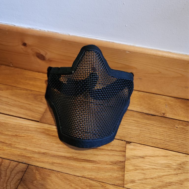 Masque grillagé BK