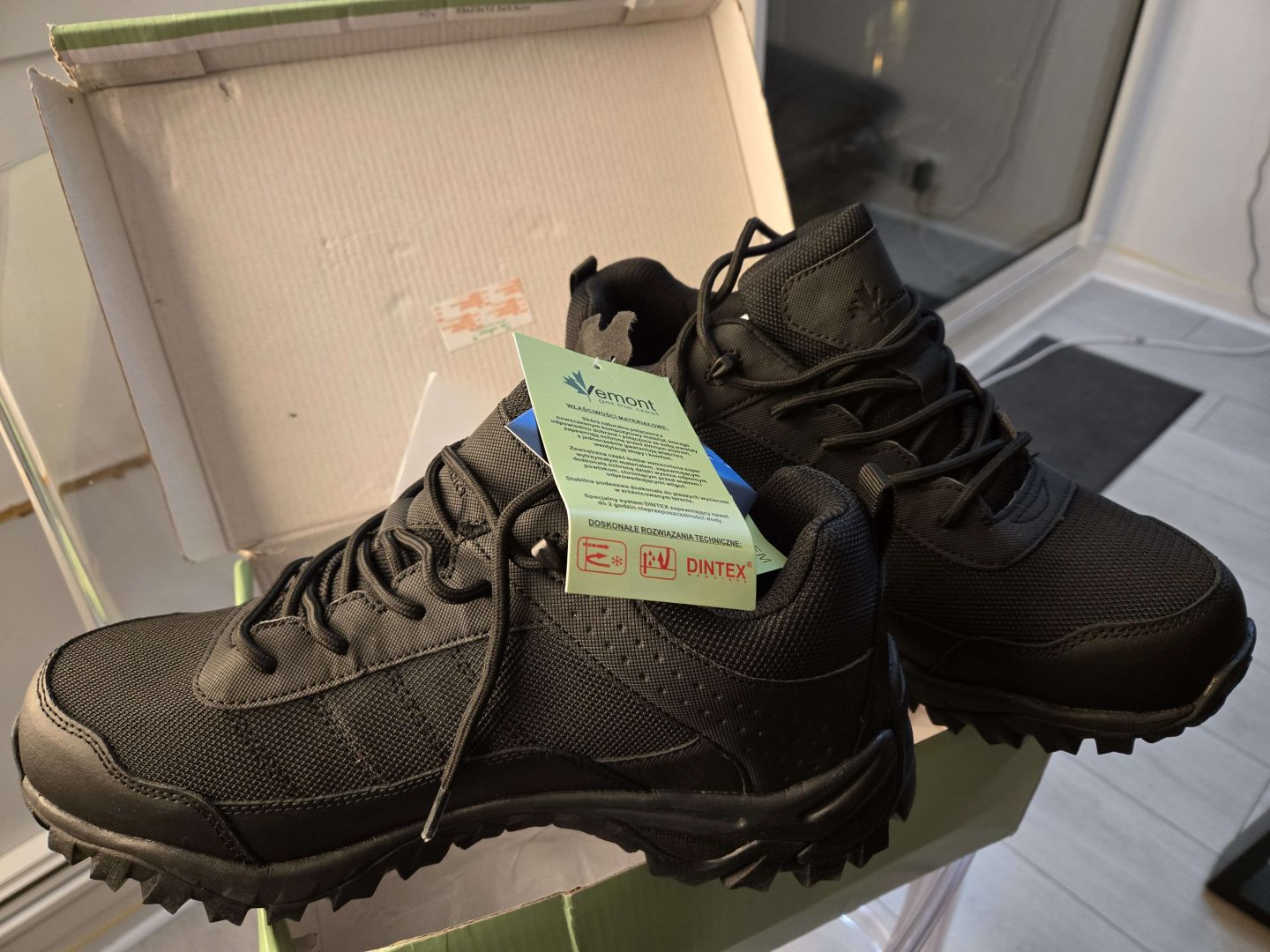 Chaussures militaires légeres – Taille 45 [VEMONT]
