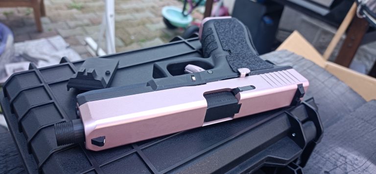 Glock ; Nyx Blossom