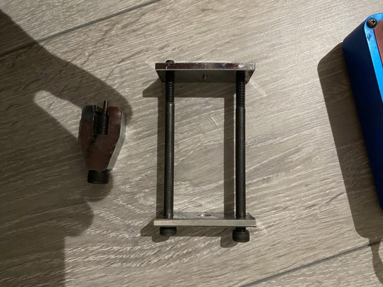 outil pour engrenage moteur AEG