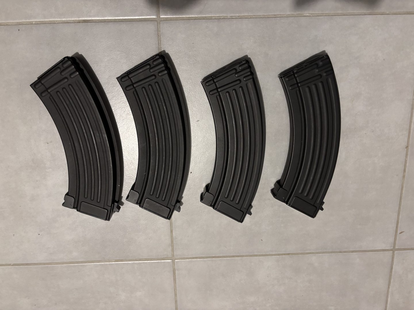 Chargeur AK G&G full métal