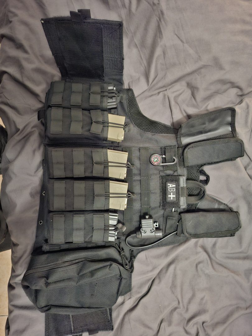 Veste tactique équipé