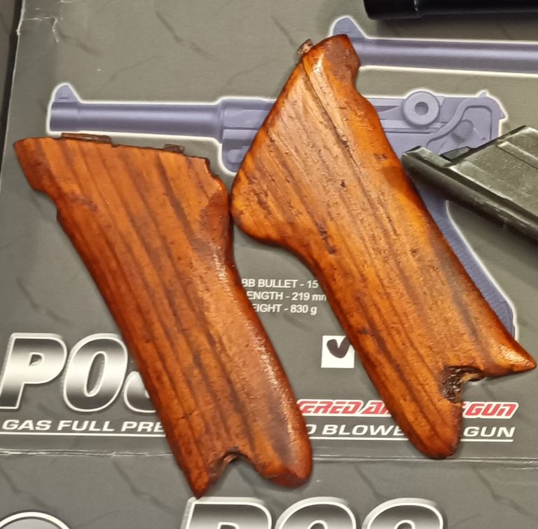 Poignée Bois Veritable Luger P08