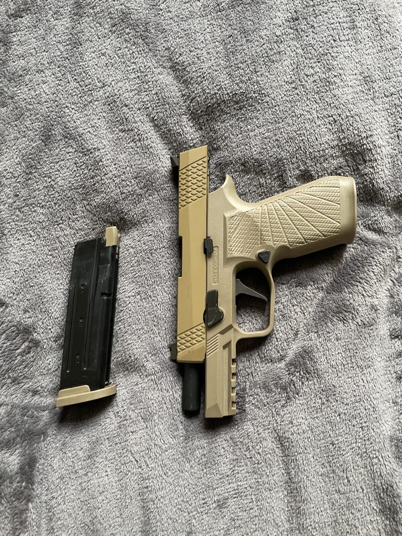 Réplique SIG Sauer TAN GAZ