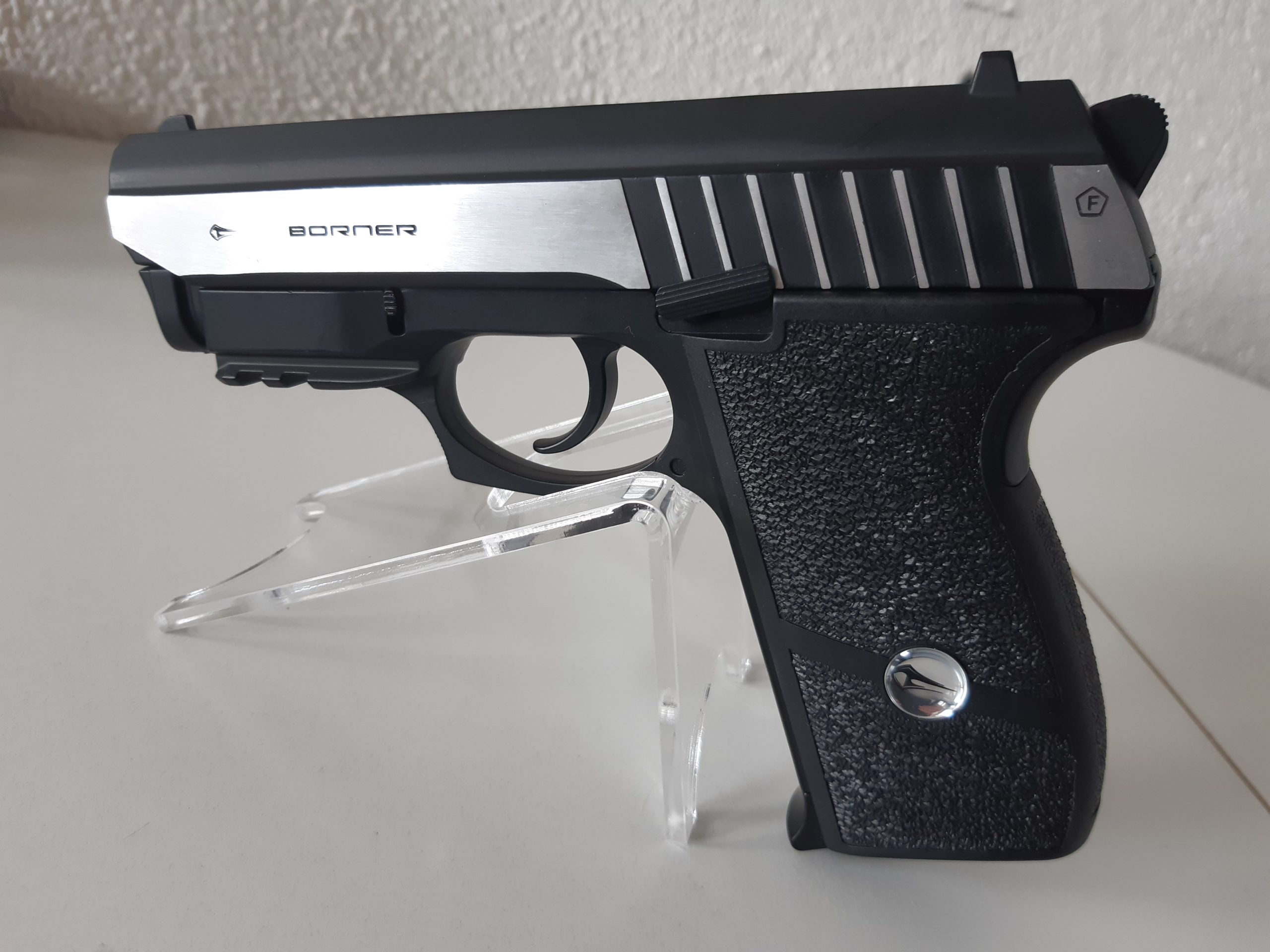 Pistolet Borner Panther 801 Laser BB's (3 joules)