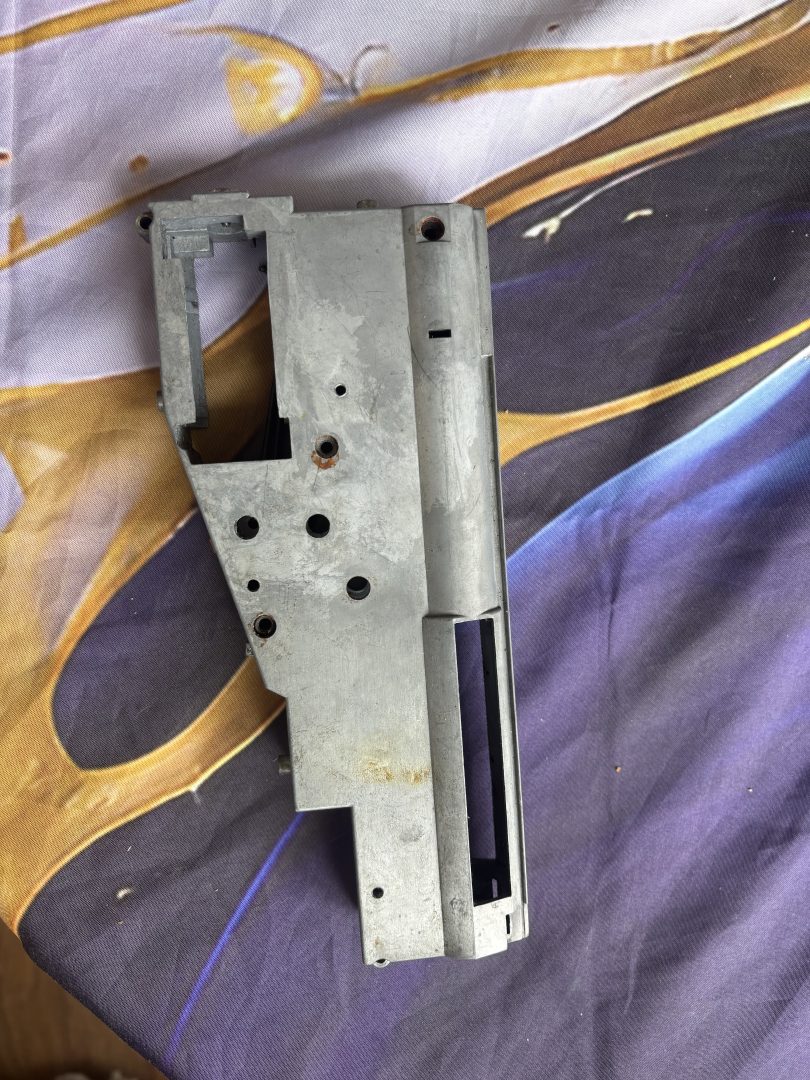 Gearbox Famas