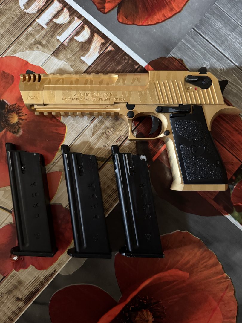 Desert Eagle Gold Tiger Stripes