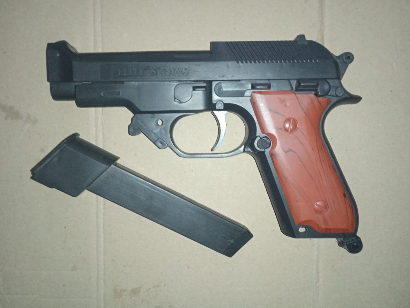 Pistolet airsoft ABS
