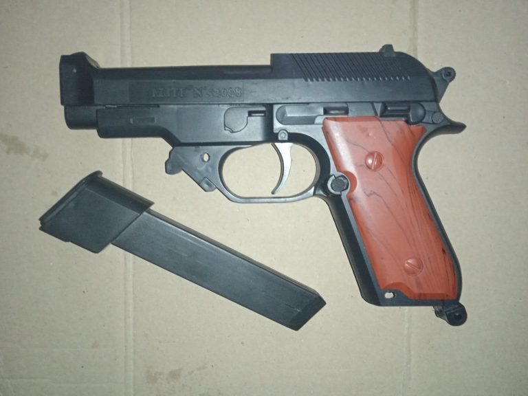 Pistolet airsoft ABS