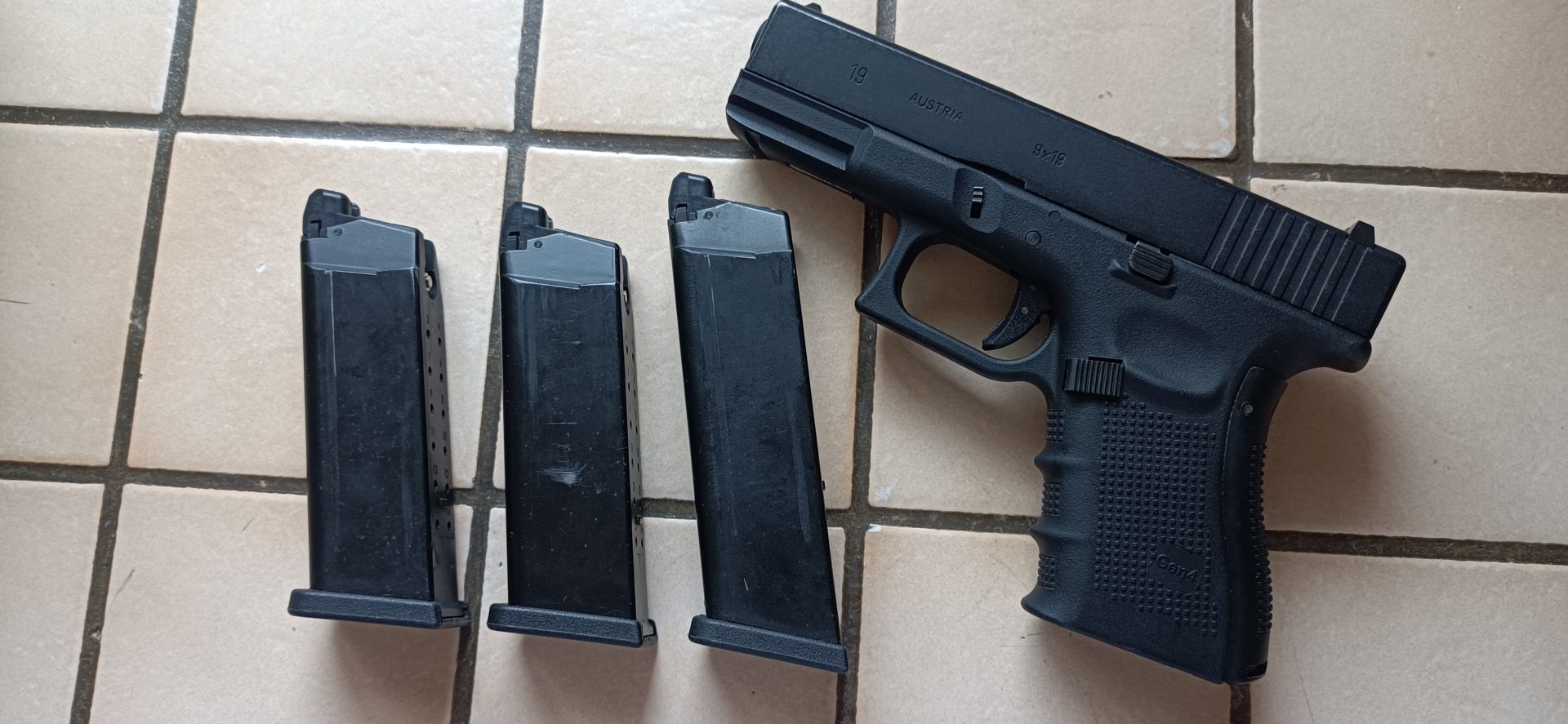 Glock 19 Gen5 & 3 Chargeurs