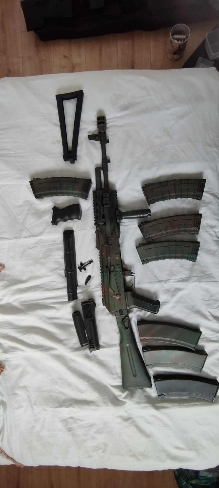ak 74 fortement modifié