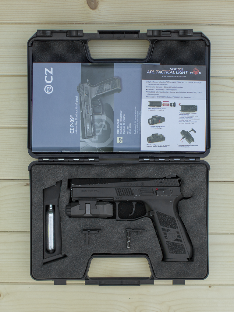 CZ P09 P-09 KJW / ASG + Lampe