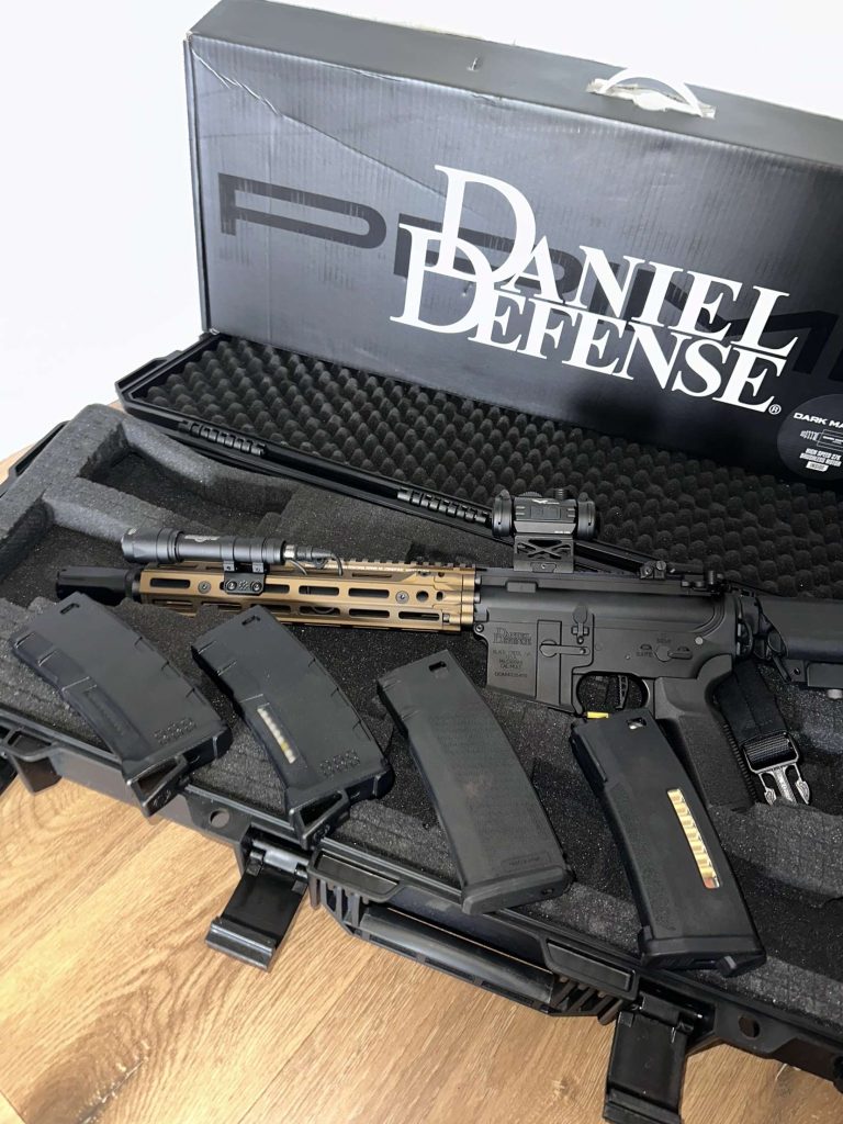 MK18 Daniel Défense AEG + WE GEN5 GBB + tous les accessoires