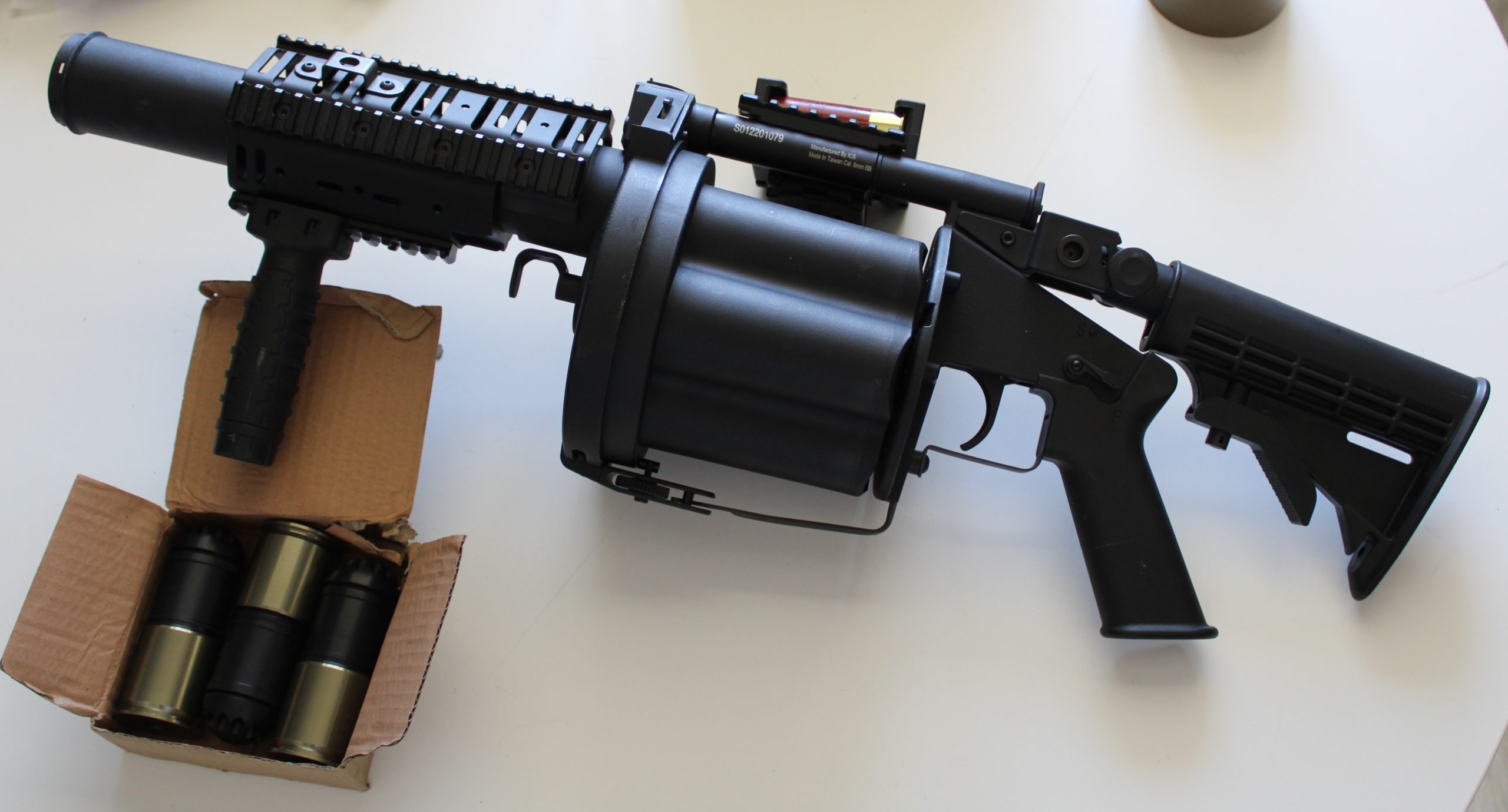 Lance grenade airsoft ICS MGL