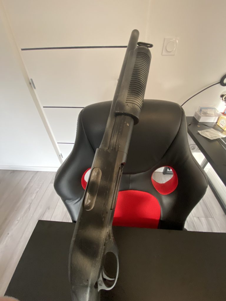 Fusil à pompe court