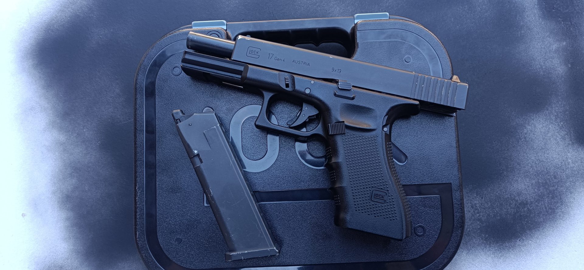 Glock® 17 Gen4 Cybergun / KWC