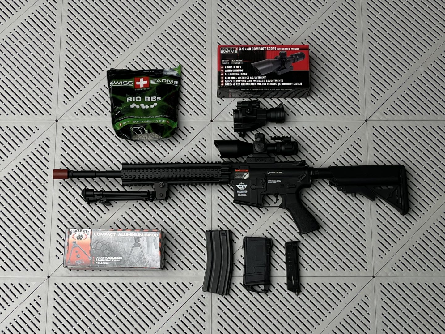 CM16 R8-L G&G TRÈS BON ÉTAT