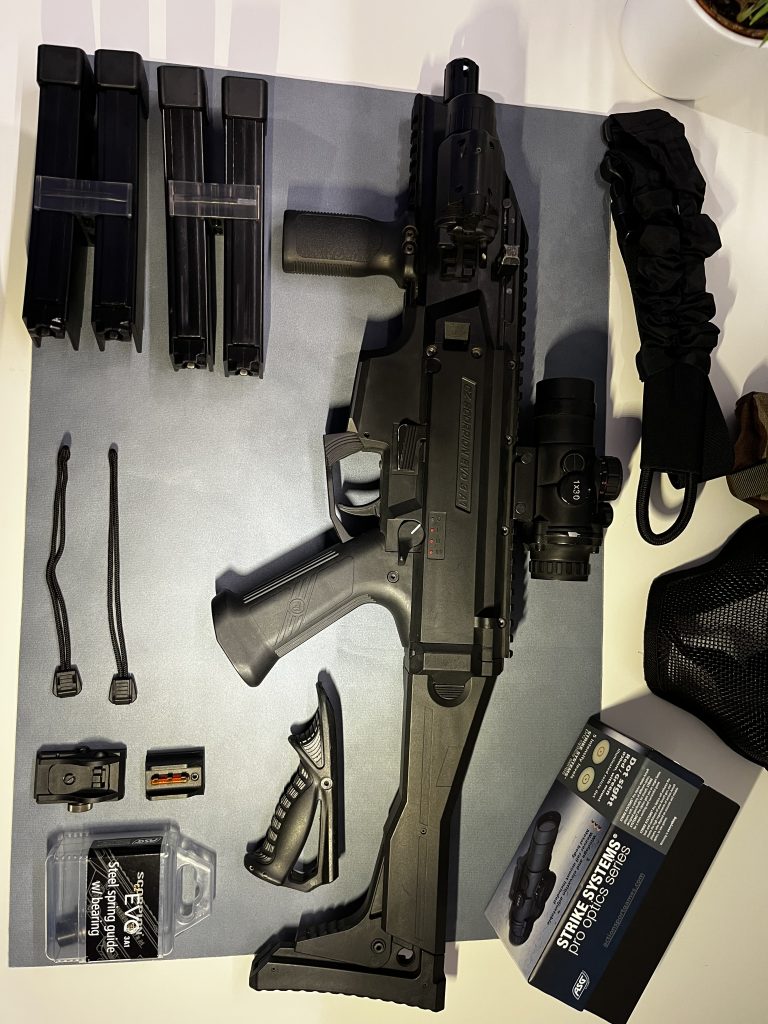CZ Scorpion Evo 3A1 + accessoires – Trés bon état – pack complet