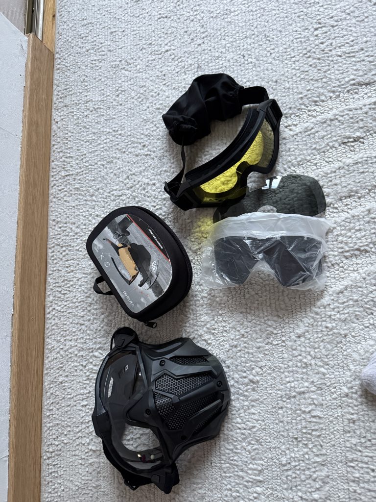 Vend casque et masque airsoft