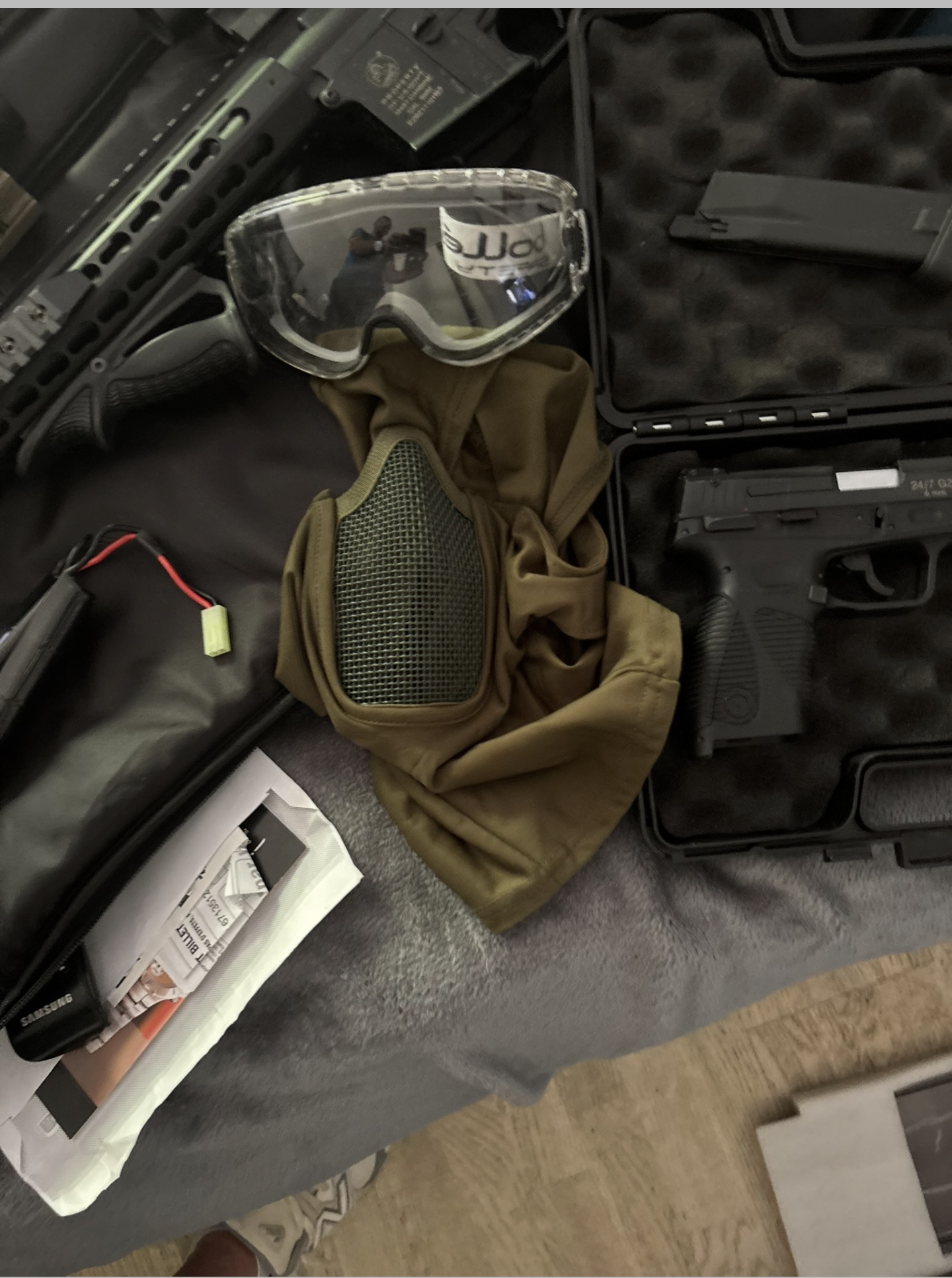 Lot réplique airsoft et accessoires