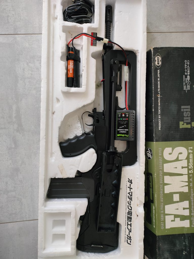 Vends FAMAS Tokyo Marui