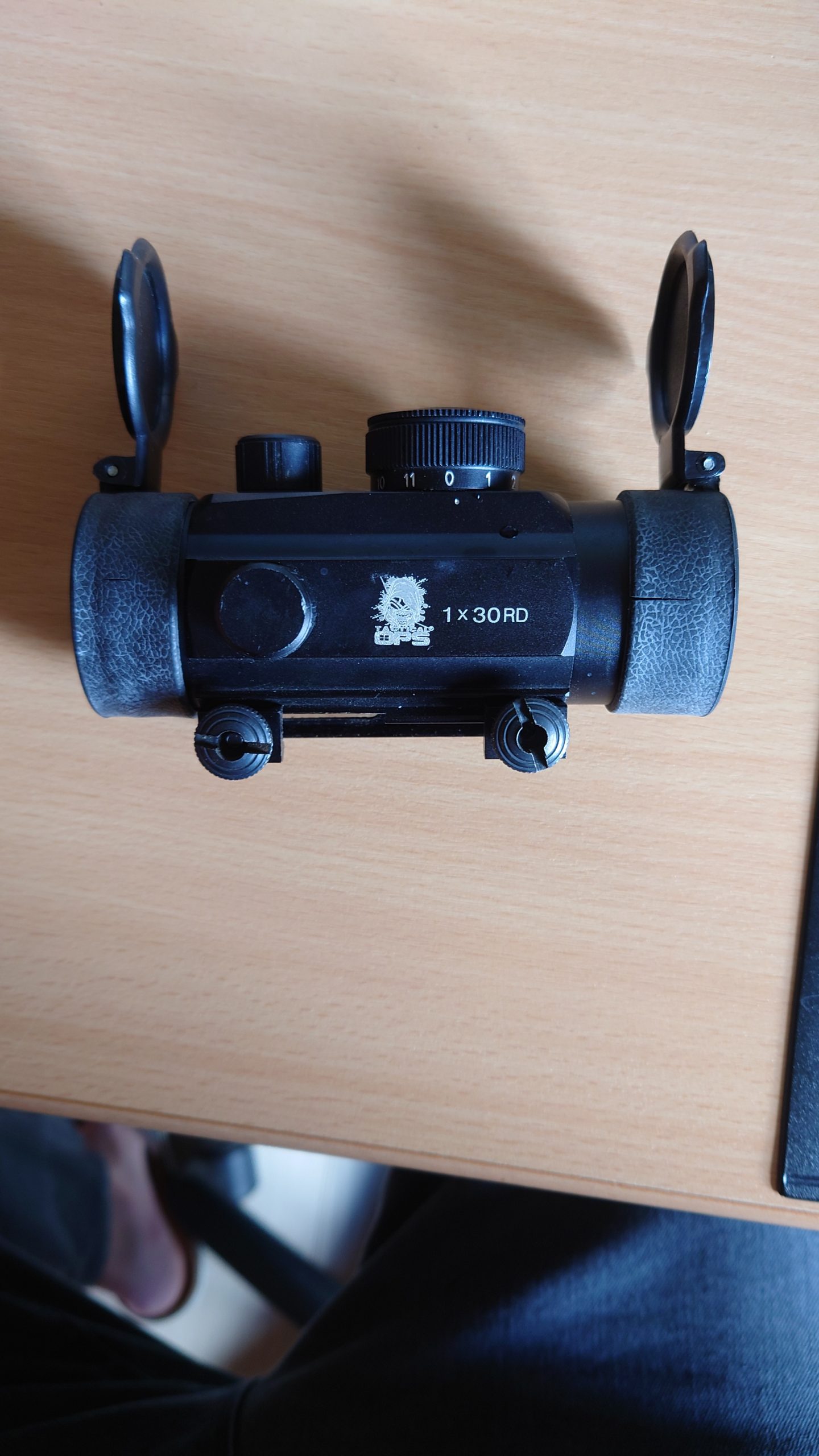 Red dot