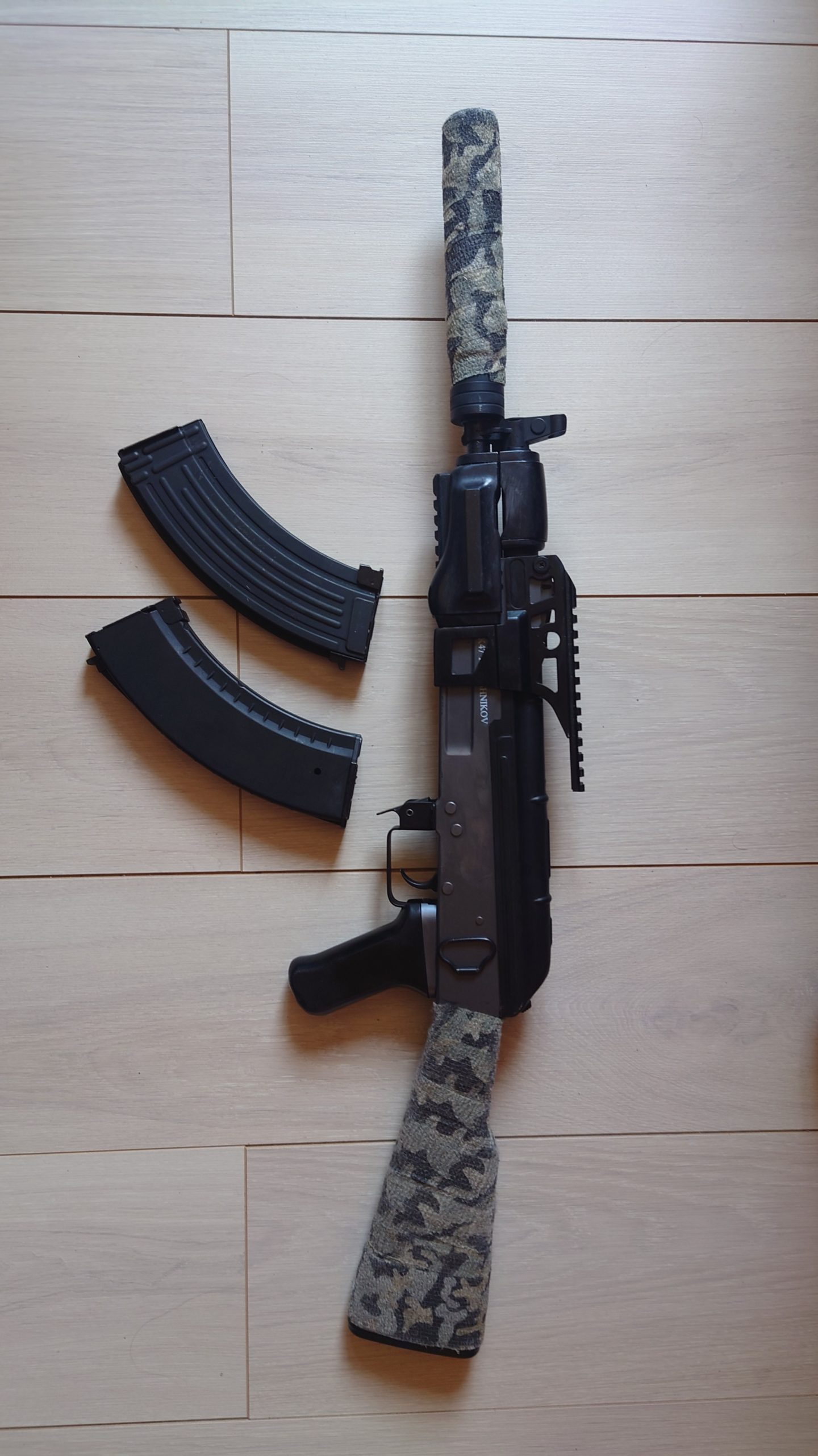 AK 47 + 2 chargeurs