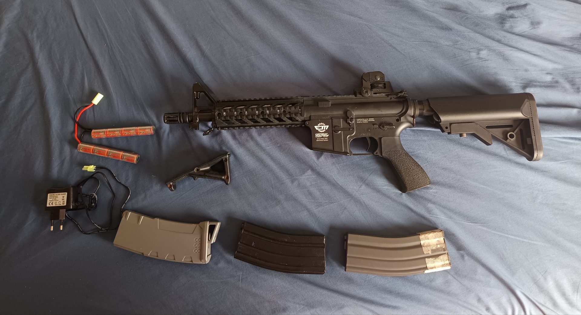 Réplique CM16 G&G – pack complet