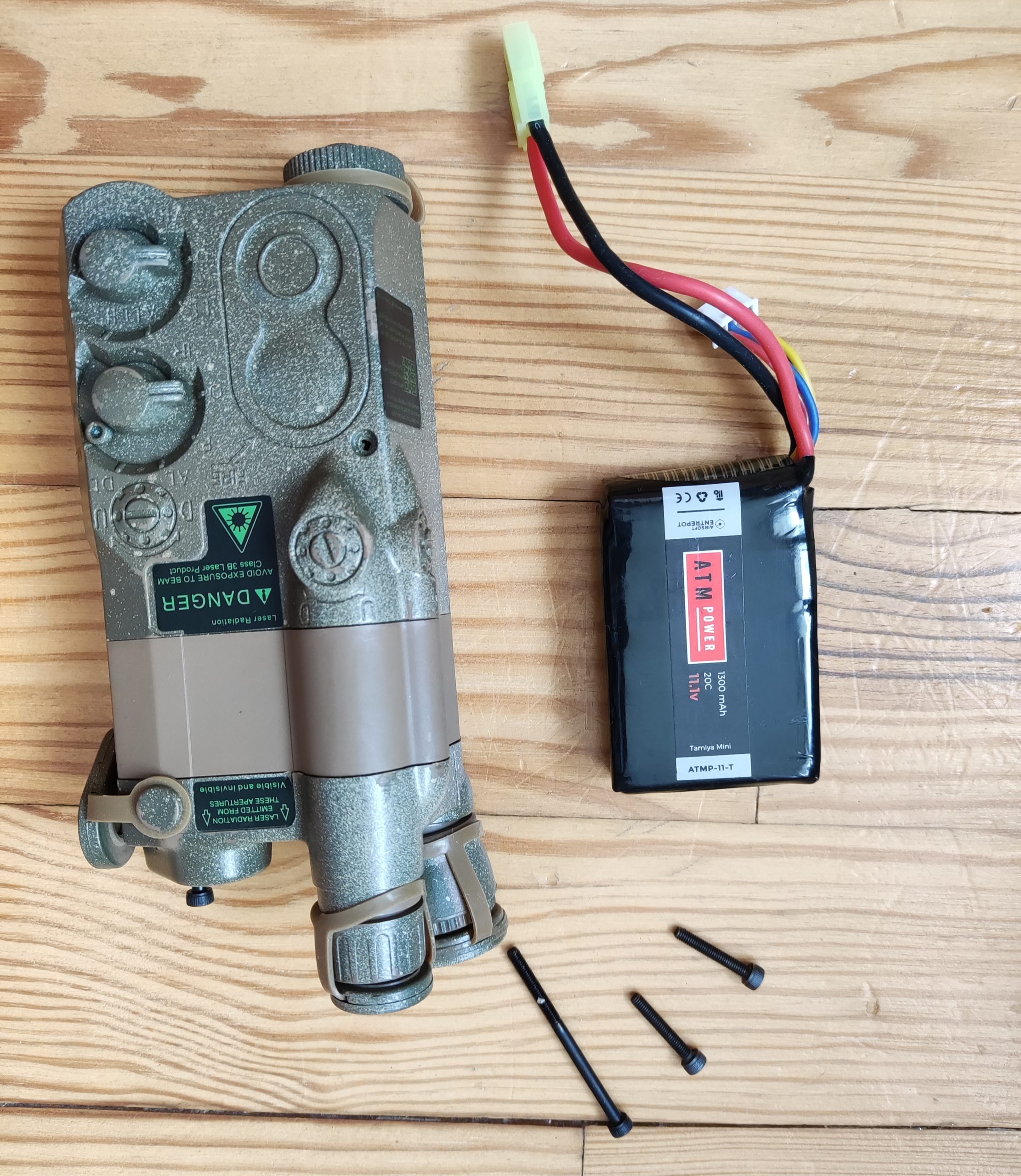 Boîtier Peq 16 FMA / Batterie Lipo 11,1V