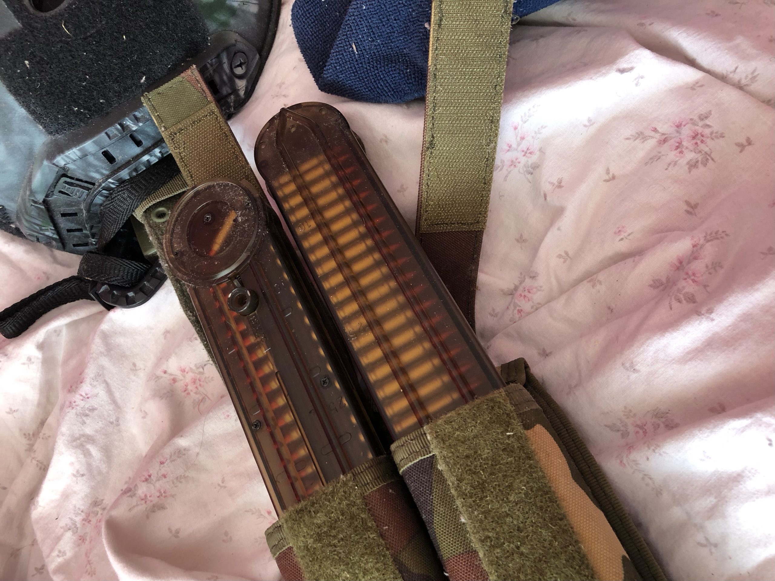 Réplique airsoft FN Herstal P90 (1.6J) + Pack complet