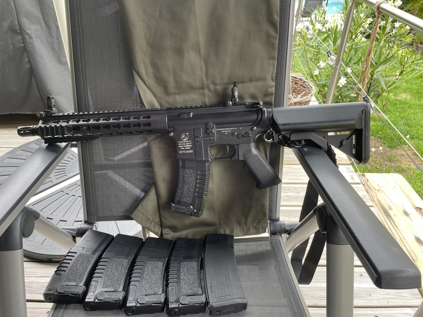 Colt M4A1 Keymod 180842 – AEG + 6 chargeur