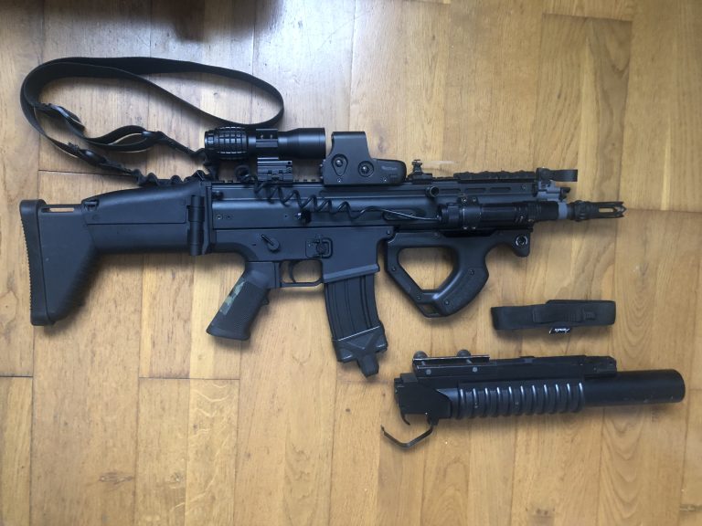 Scar Full metal 1,3 joule avec accessoires