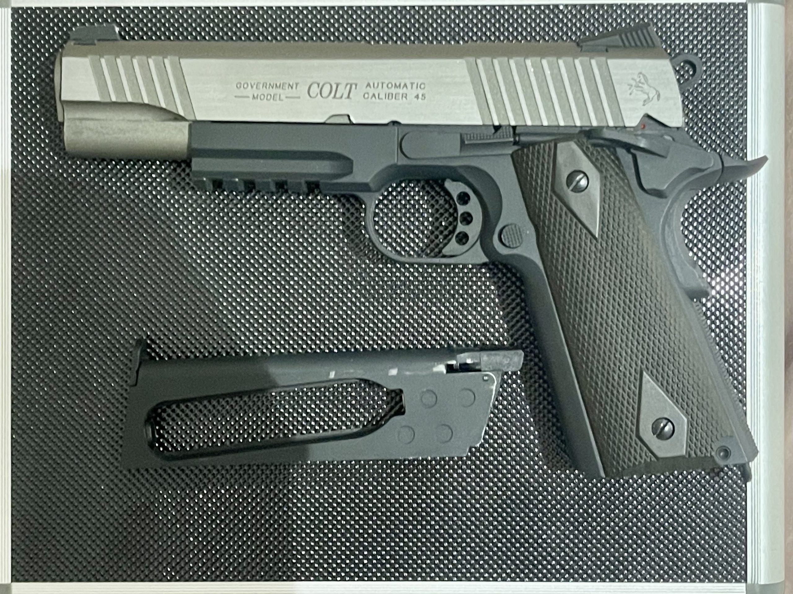 Colt Rail Gun .45 – CO2 / métal