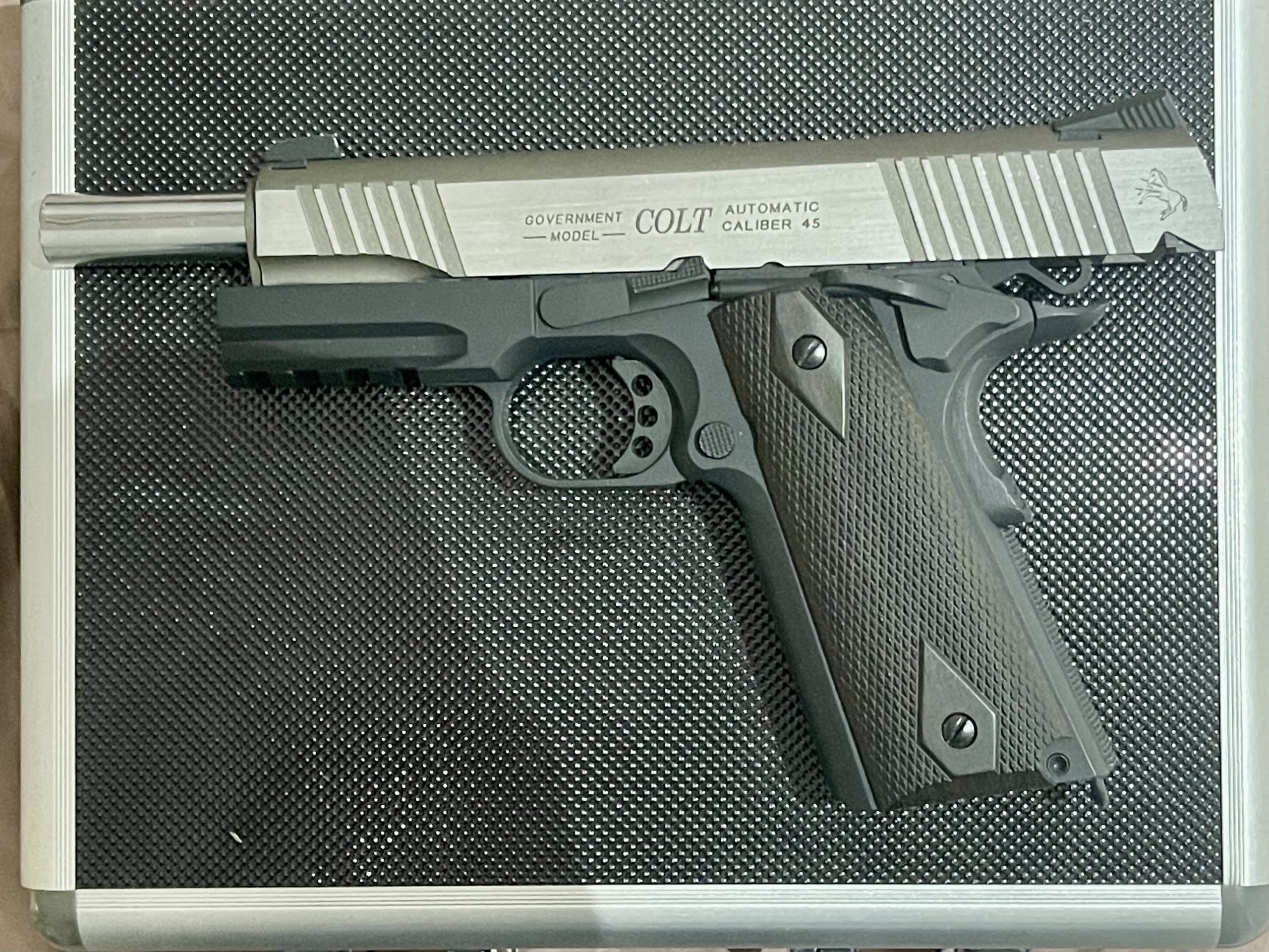 Colt Rail Gun .45 – CO2 / métal