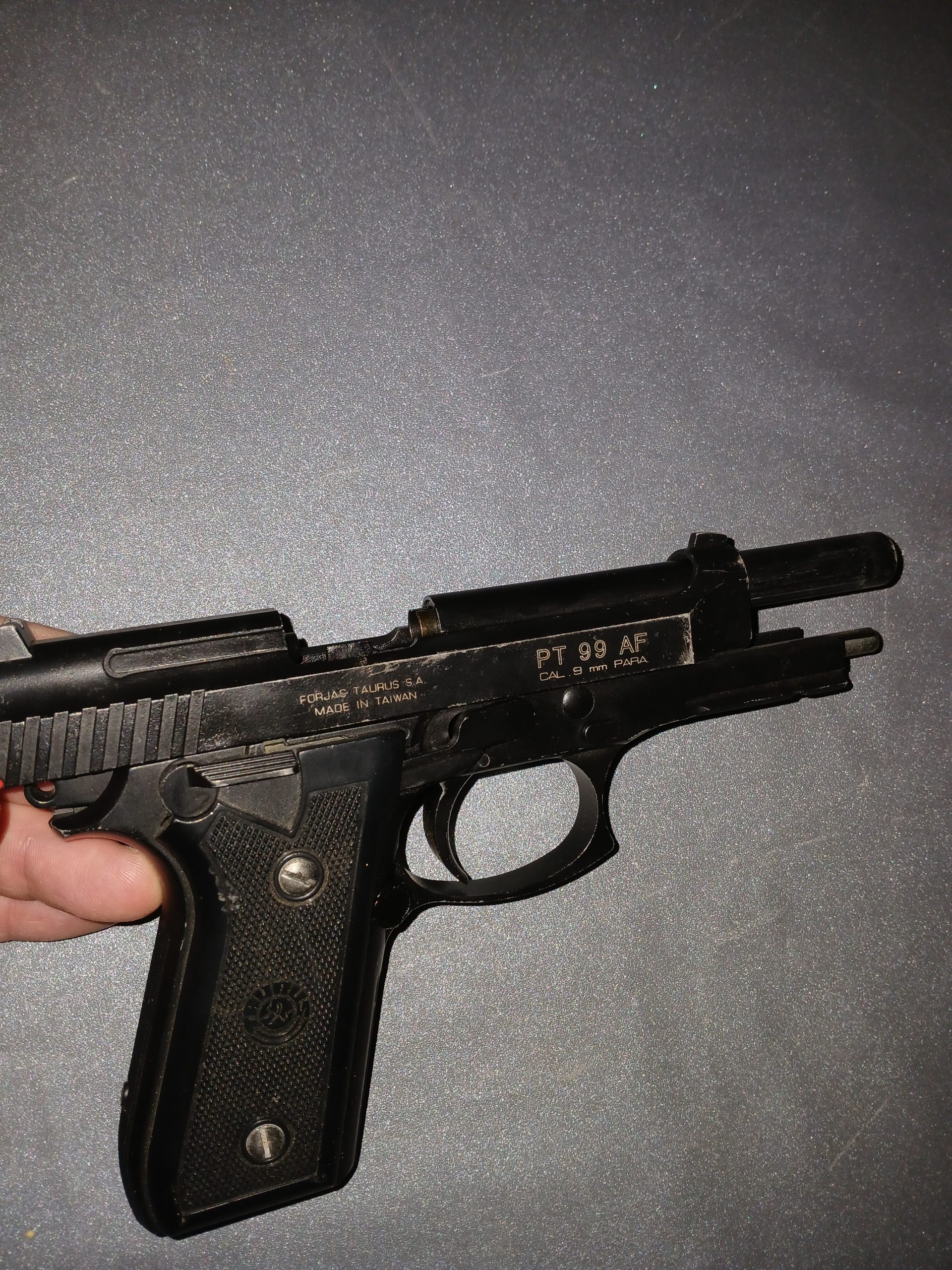 Pistolet taurus