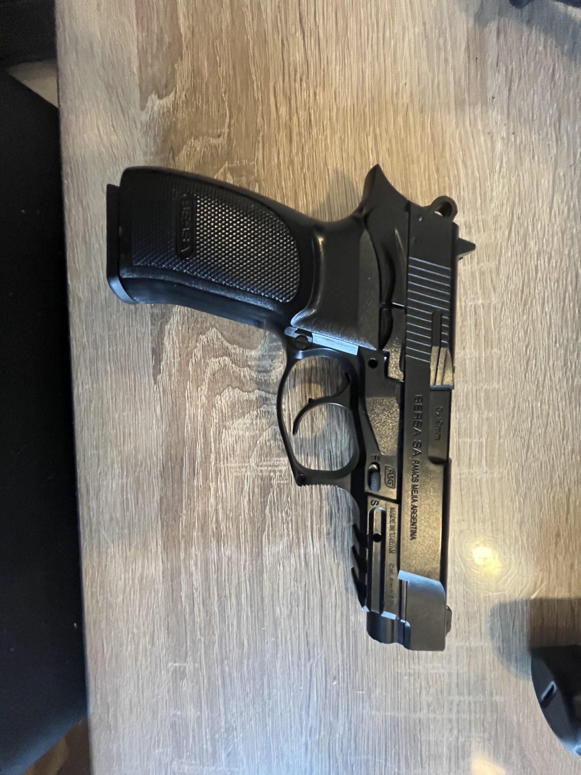 M4 et bersa