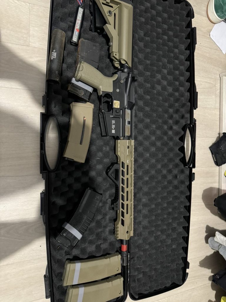 M4 Bi-ton DMR custom