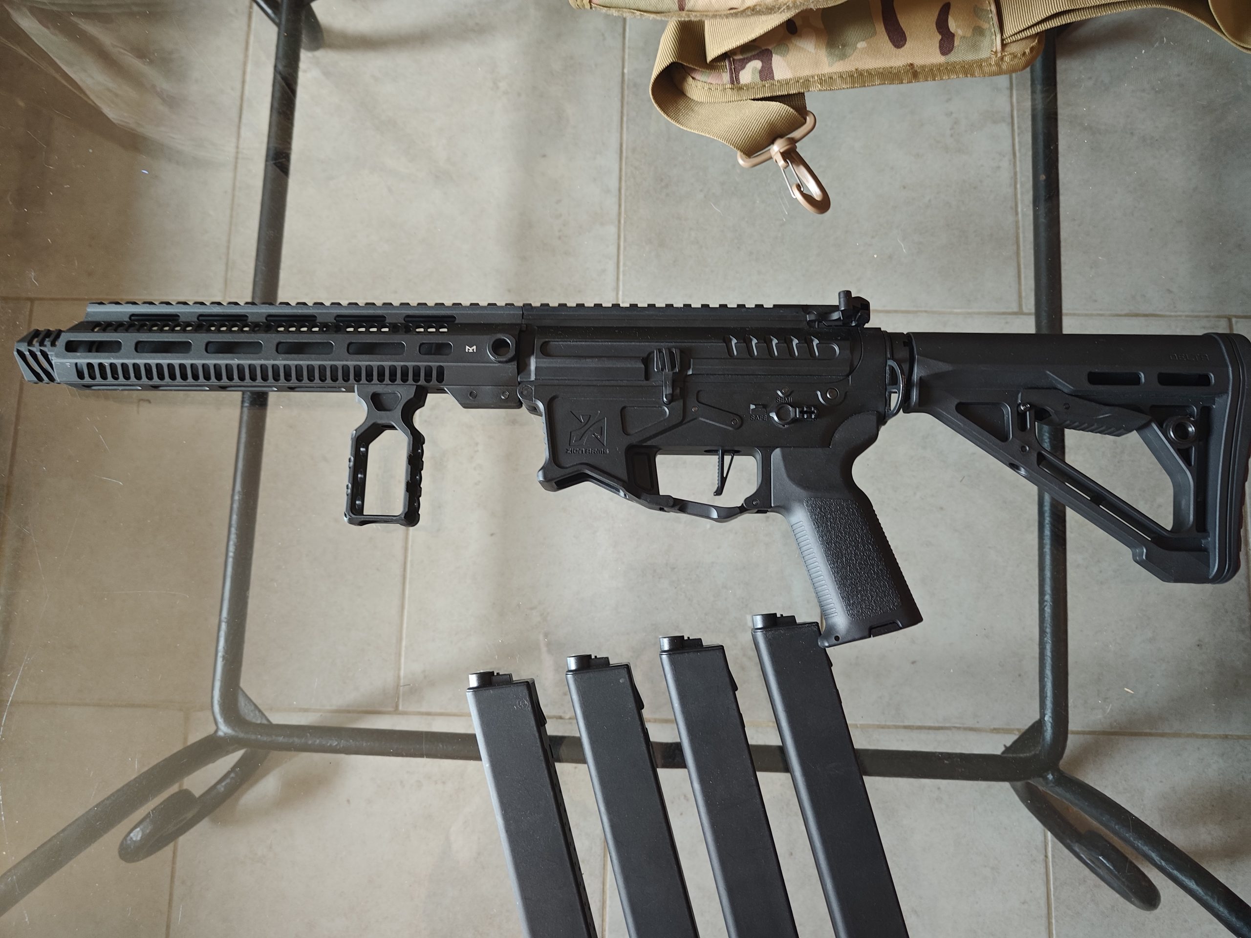 Lot de débutant – Réplique Zion Arms PW9 MOD1 + Équipement complet