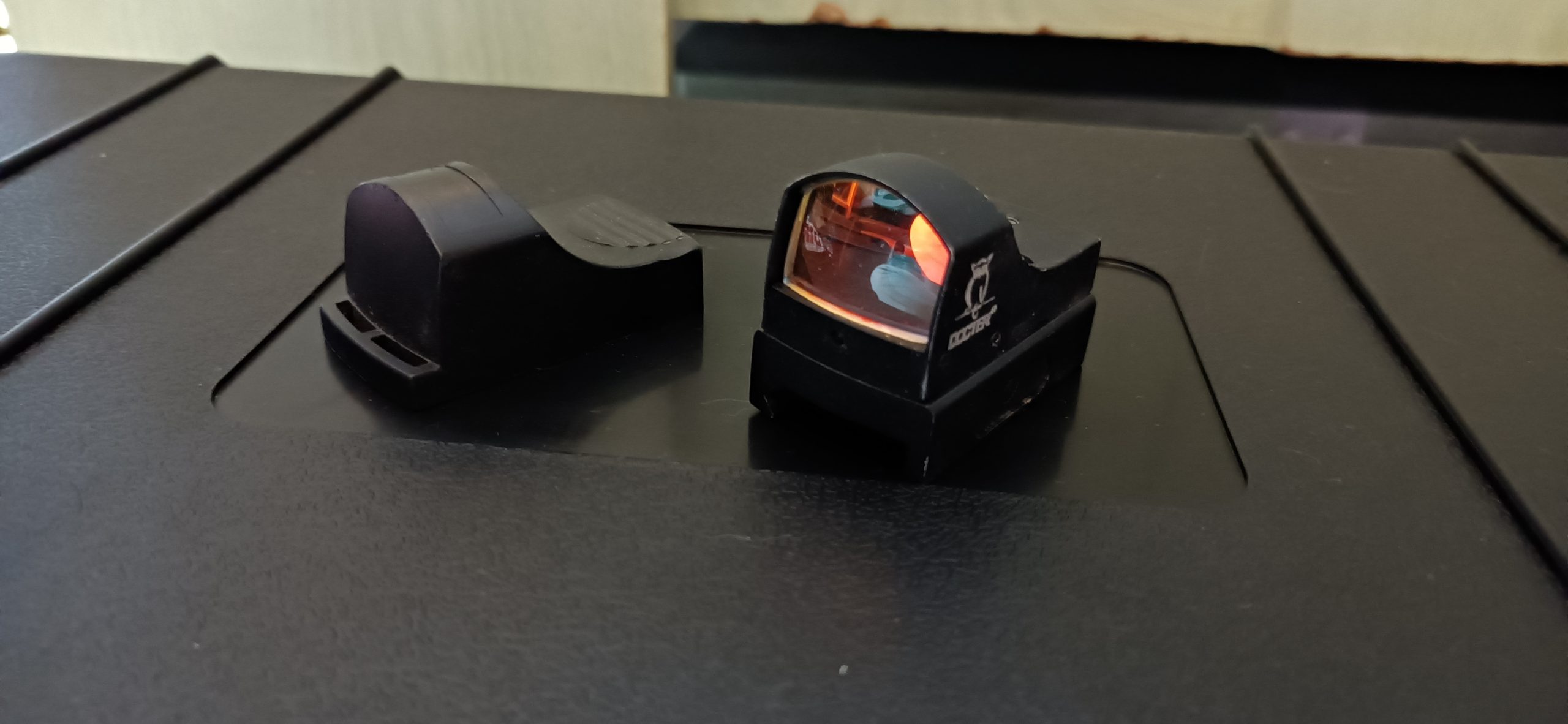 Red Dot ; [Docter] + montage rail picatinny