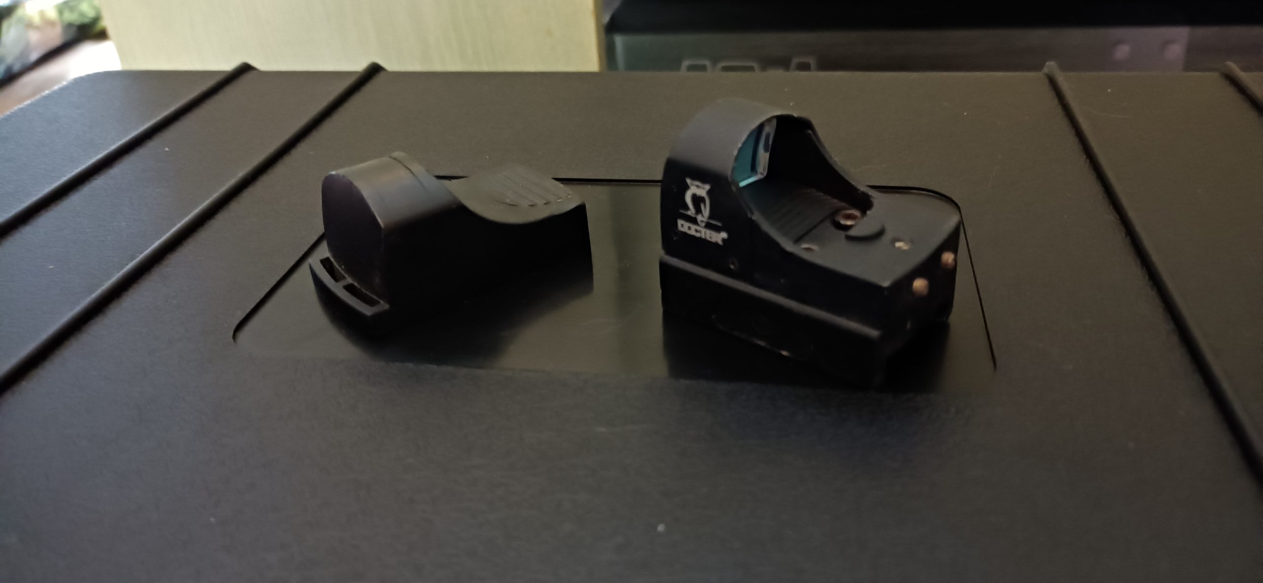 Red Dot ; [Docter] + montage rail picatinny