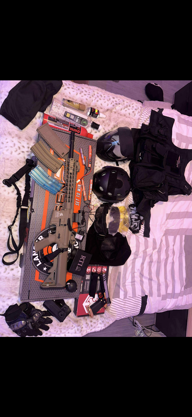 Matériel complet d’airsoft prêt à jouer