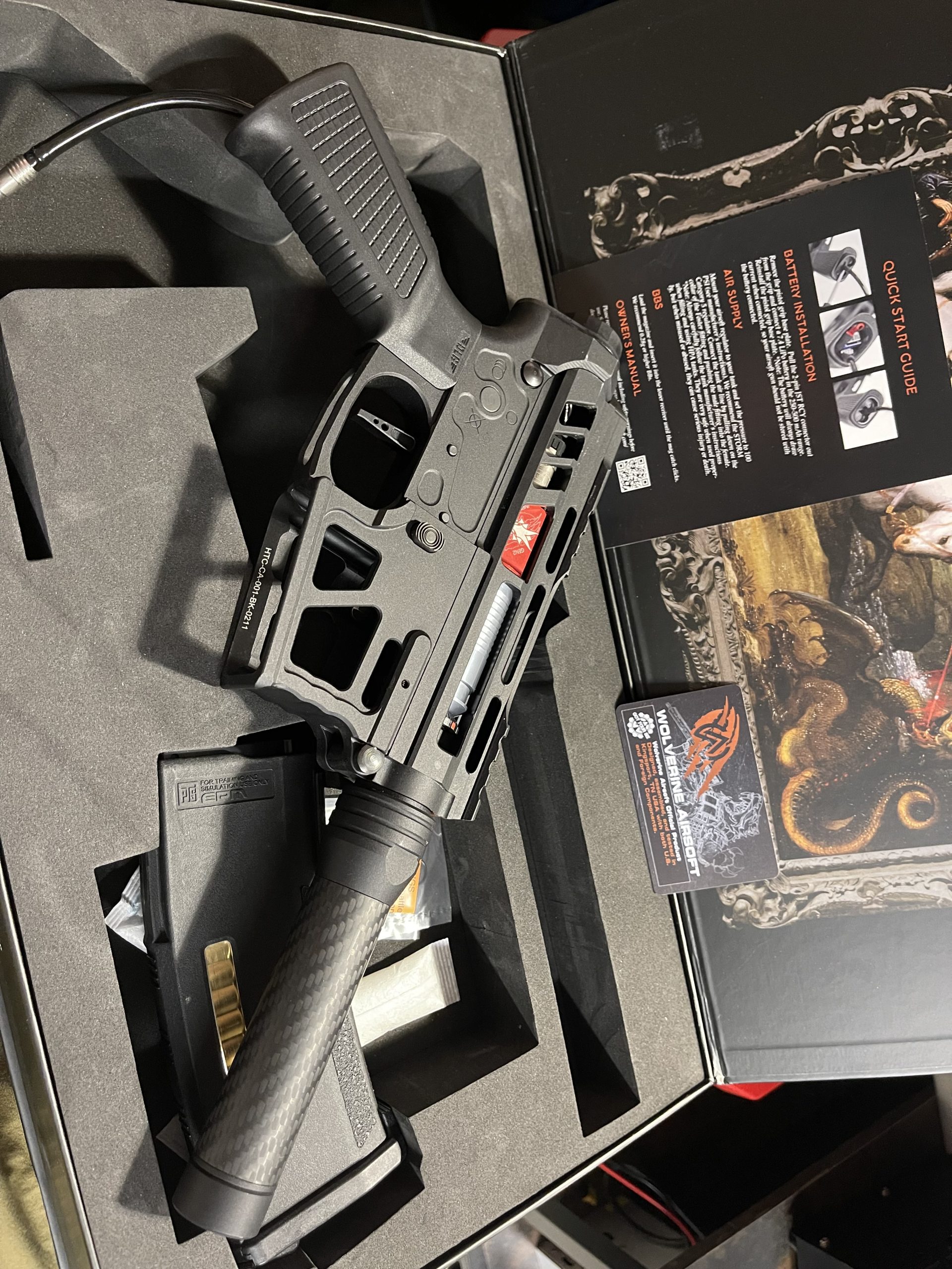 ARTICLE 1 BLACK de chez HERETIC LABS WOLVERINE