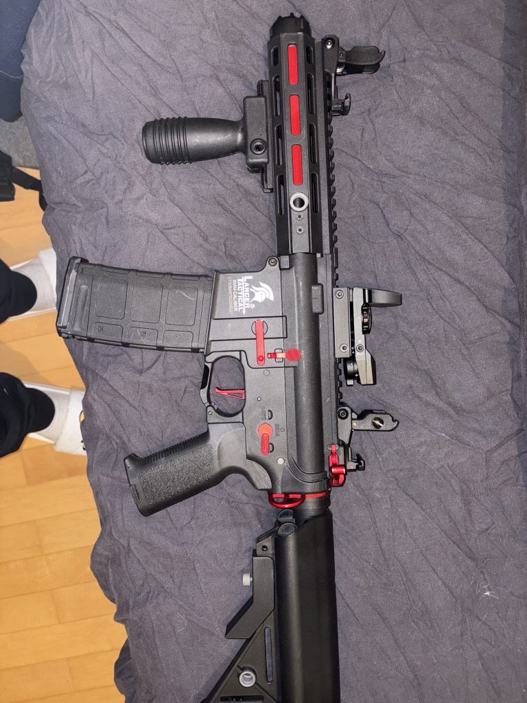 Réplique AEG