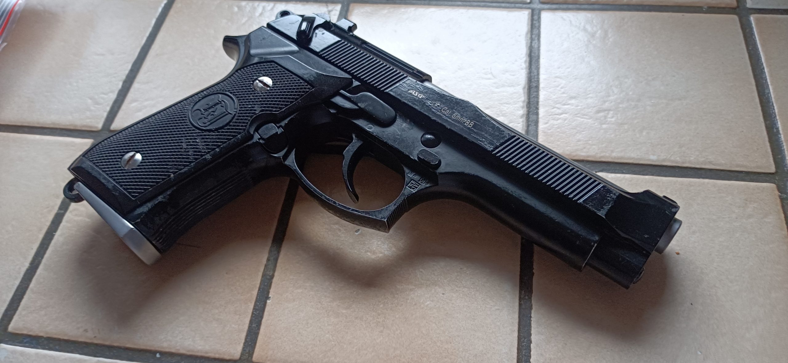 Beretta M92A1 – KJW