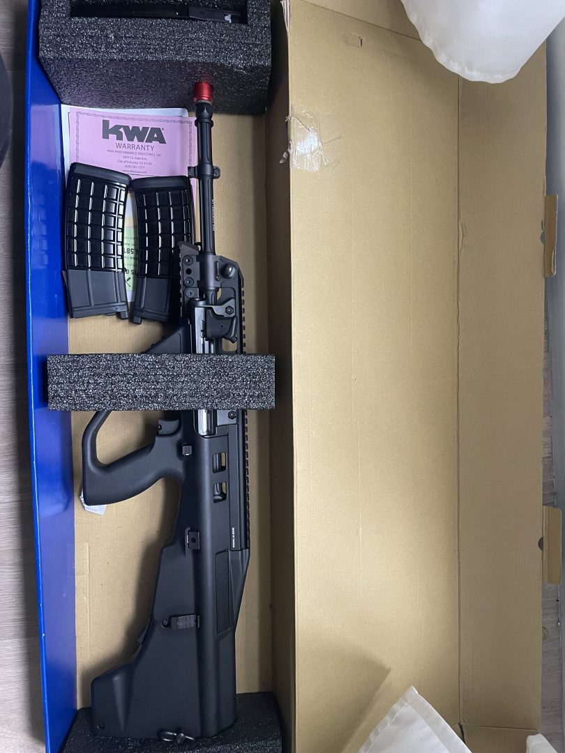 F90 GBBR avec 3 Chargeurs