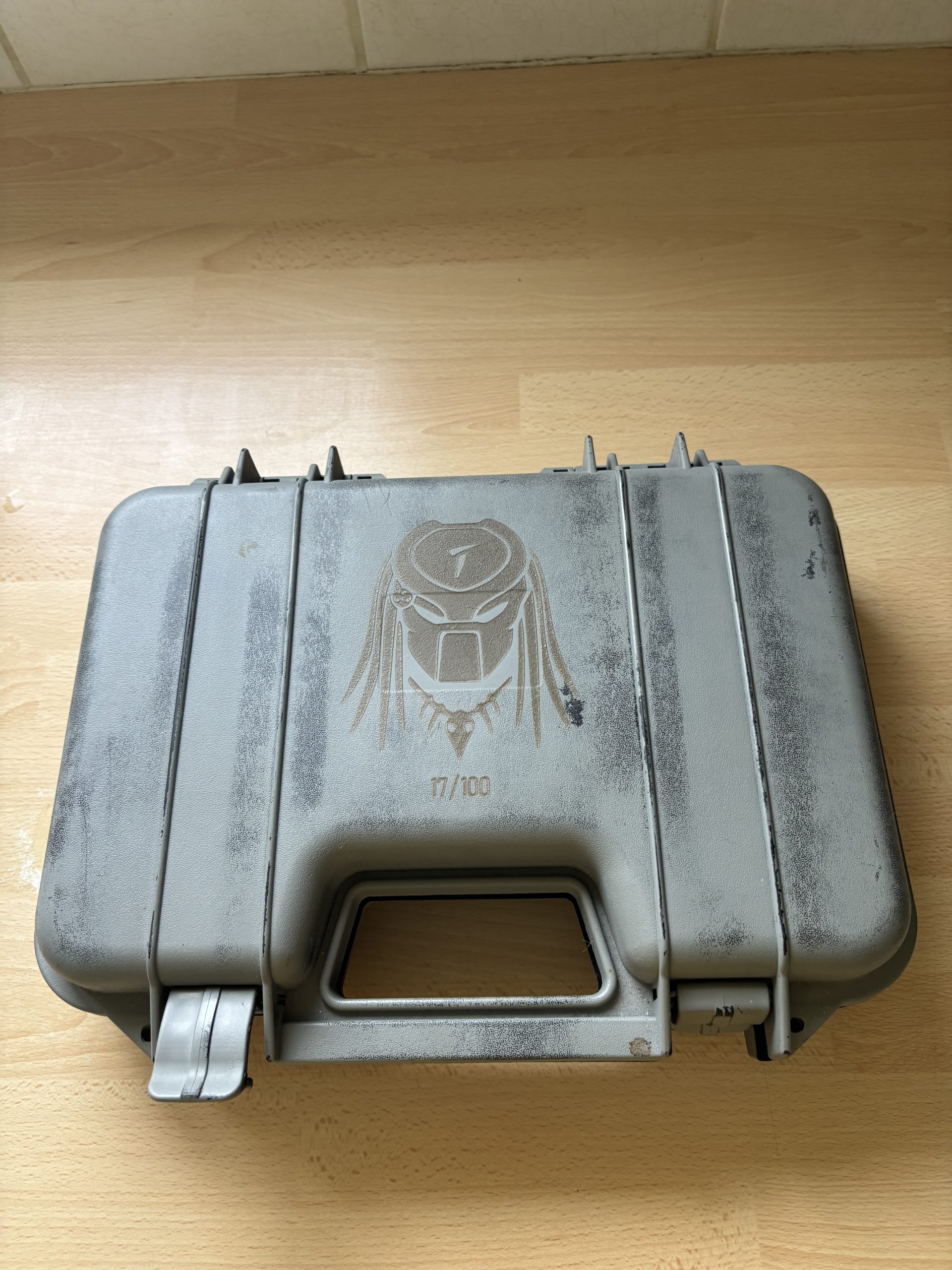 Réplique de poing airsoft WE GEN5