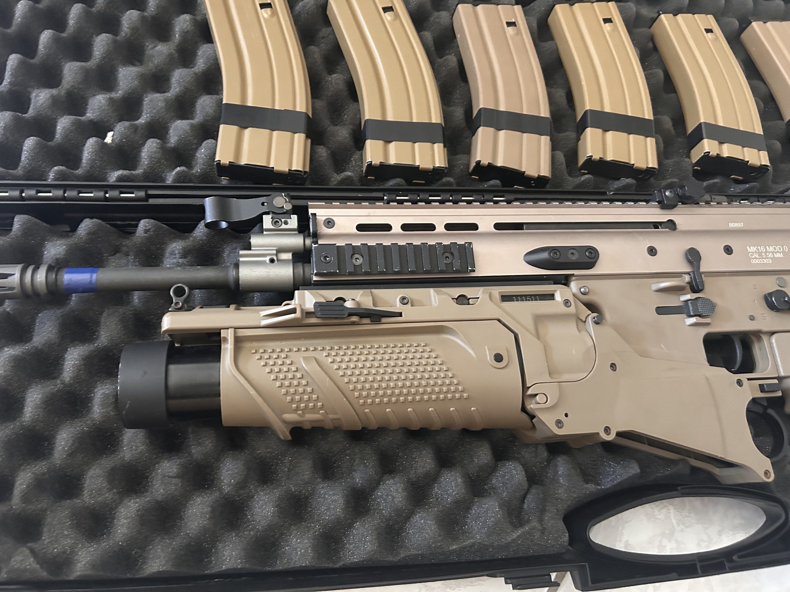 SCAR L GBBR WE + lance‑grenade + 7 chargeurs