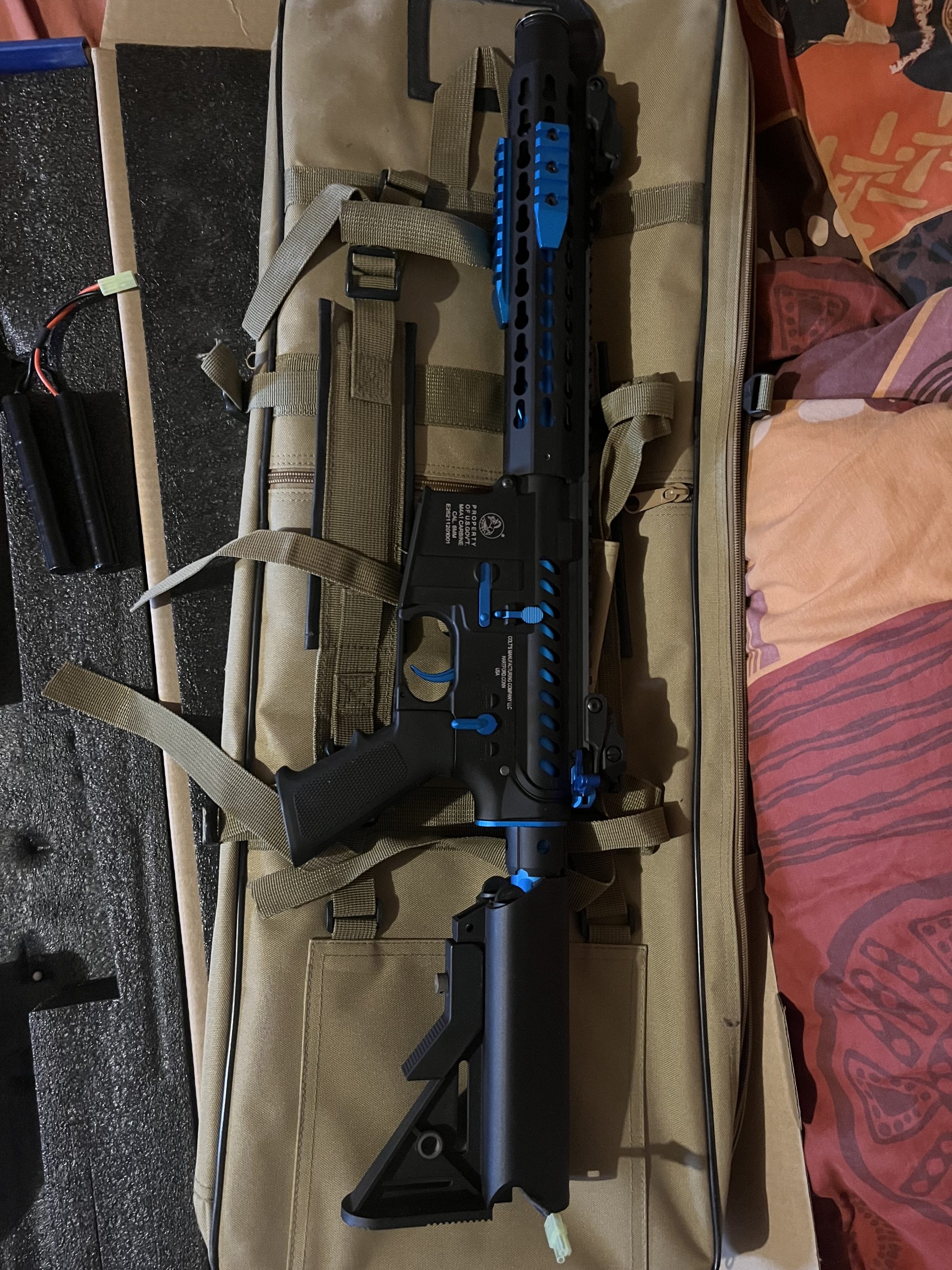 Airsoft Colt M4 Blast Blue Fox AEG Full Metal – Bleu – Excellent état