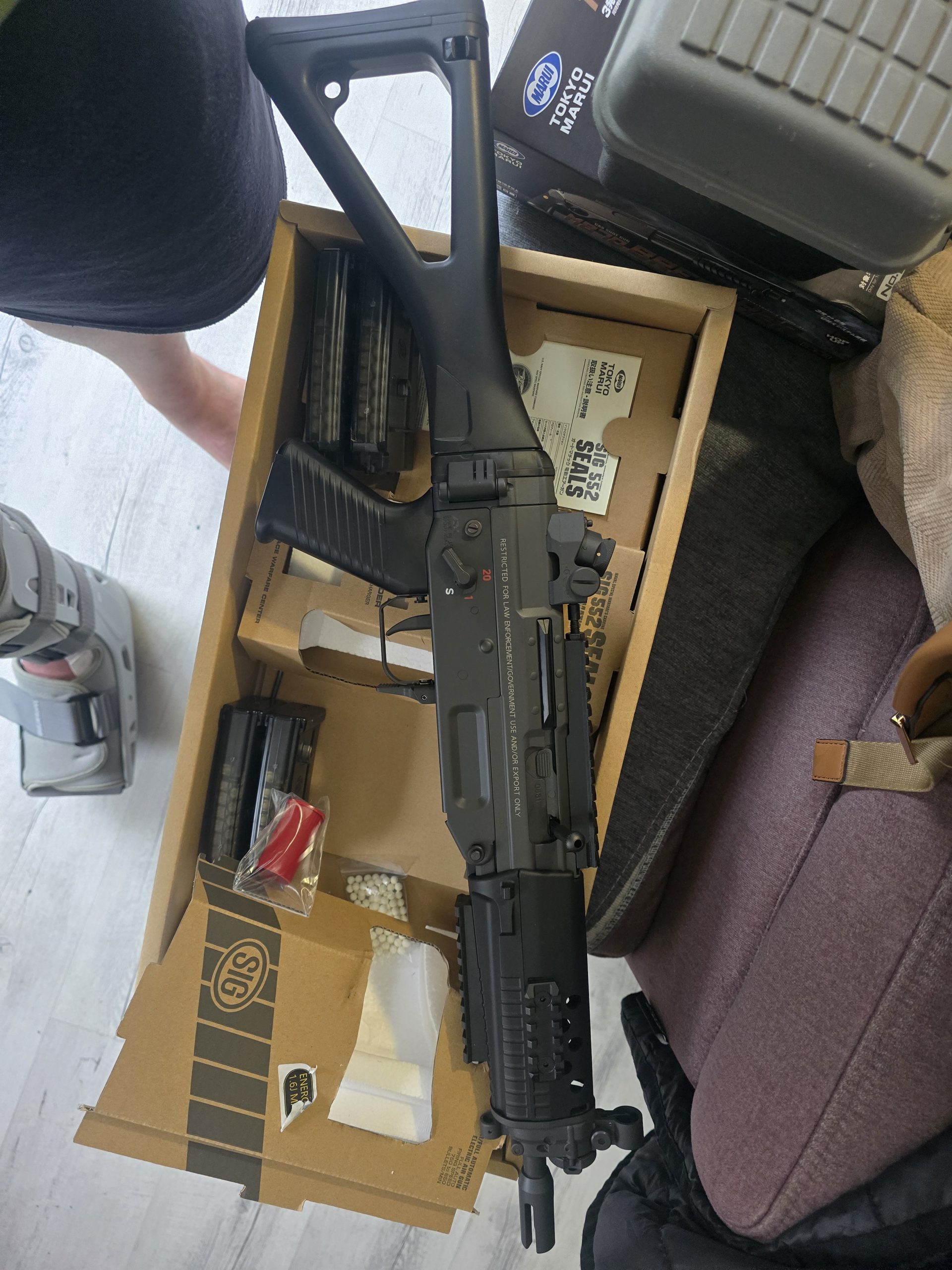 Sig552 seals Tokyo Marui